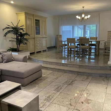 Vakantiewoning Villa 35 Маасмехелен Экстерьер фото